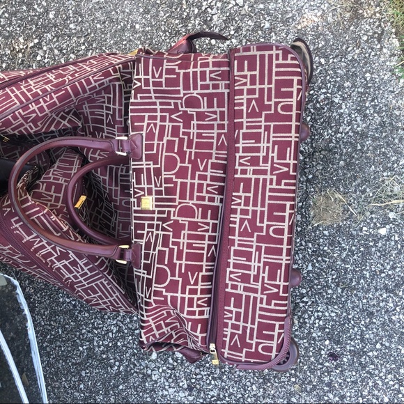 Luggage - Picture 3 of 4